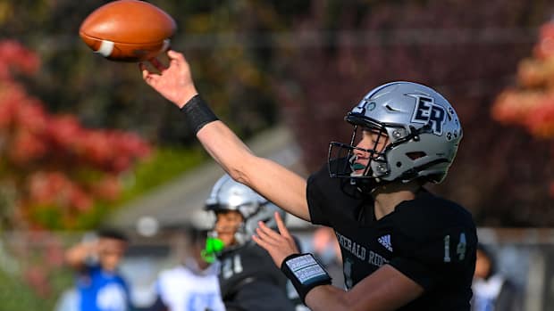 2022 Washington high school football playoffs, district round: Bothell at Emerald Ridge MAIN